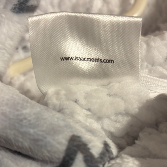 Mickey Mouse Kids Snuggie - Gray and Black - Picture 10 of 10